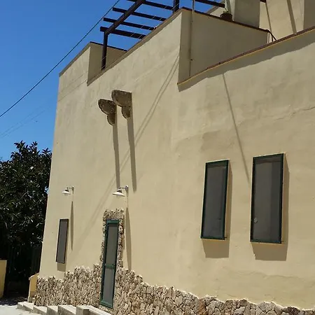 Фермерский дом Tenuta La Siesta Галлиполи